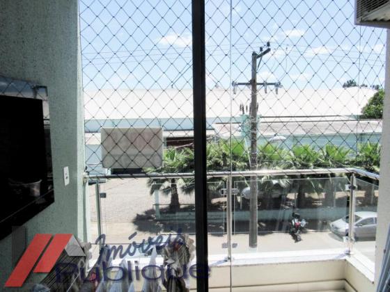 Apartamento na Rua Maurício Cardoso