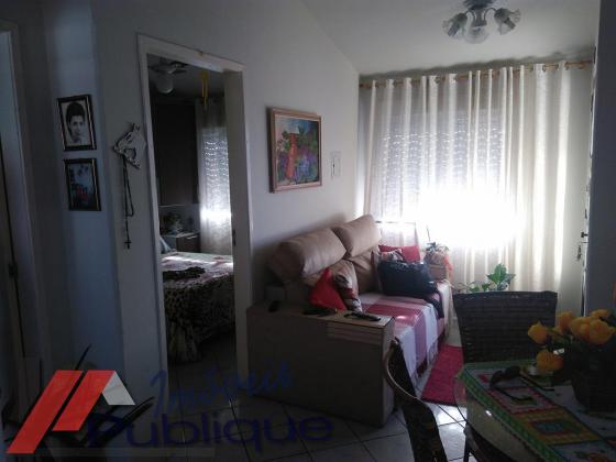 Apartamento no Village Center I